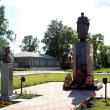 Аллея героев у памятника воину-освободителю
